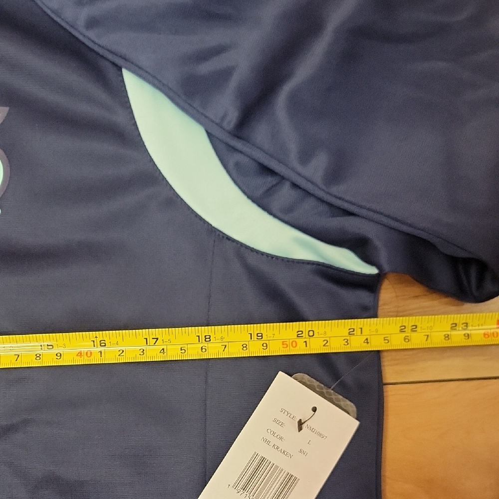 Seattle Kraken Size LARGE NHL Women's Track Jacket by G III In Blue & Teal - Picture 9 of 13